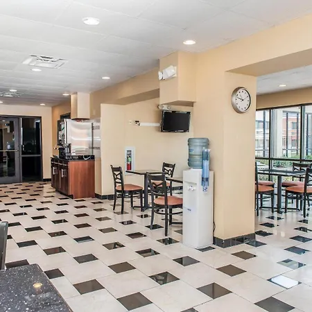 Quality Inn & Suites Mattoon South