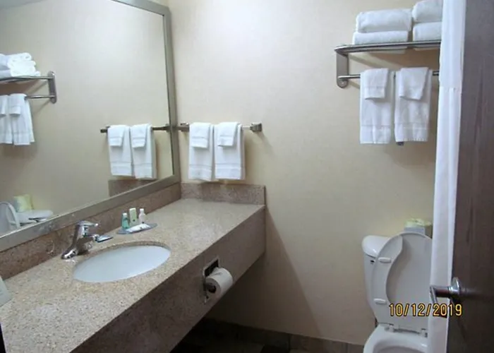 Hotel Quality & South 4*